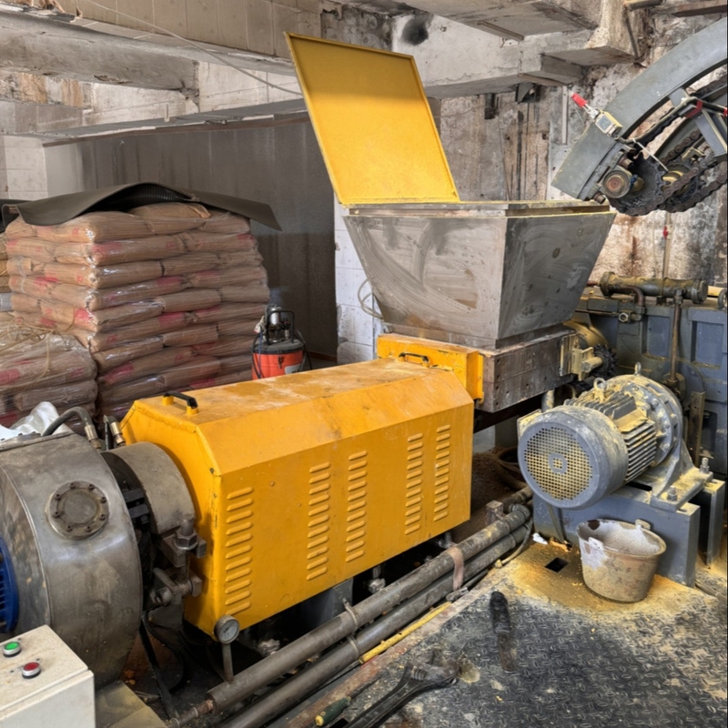 Hava Soğutma Ekstrüder Granülasyon Üretim hattı için ölçekli yüz pelletizing makinesi